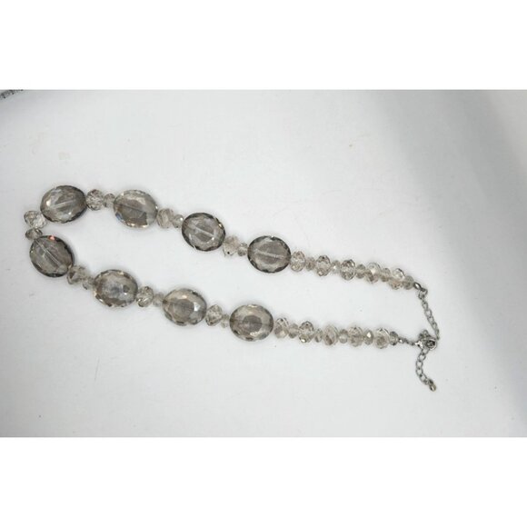 Vintage Smoky Crystal Bead Necklace Faceted Oval Glass Beads Silvertone 20" - Picture 2 of 4